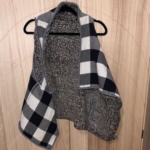 Black and White Plaid Sherpa Vest